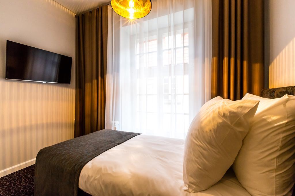 Sleep In Hostel & Apartments Stary Rynek Poznan Room photo