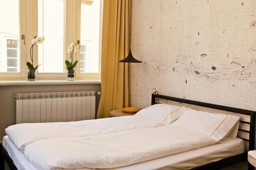 Sleep In Hostel & Apartments Stary Rynek Poznan Exterior photo