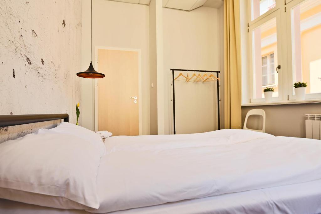 Sleep In Hostel & Apartments Stary Rynek Poznan Exterior photo