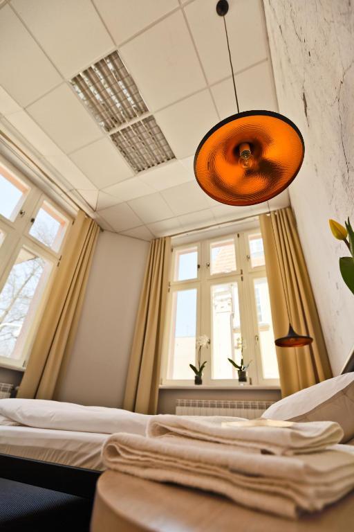 Sleep In Hostel & Apartments Stary Rynek Poznan Exterior photo