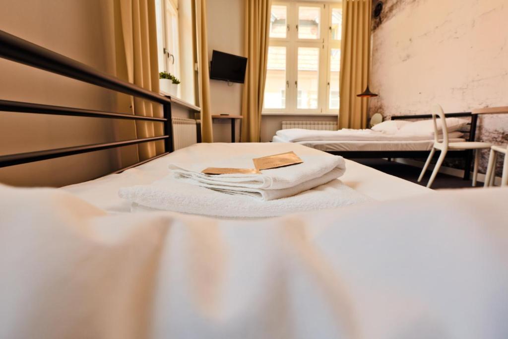 Sleep In Hostel & Apartments Stary Rynek Poznan Room photo